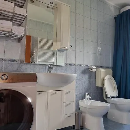 Gojini Dvori Apartmán *